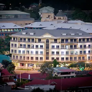 https://the-quadrant-luxury-apartments.maheislandhotels.com